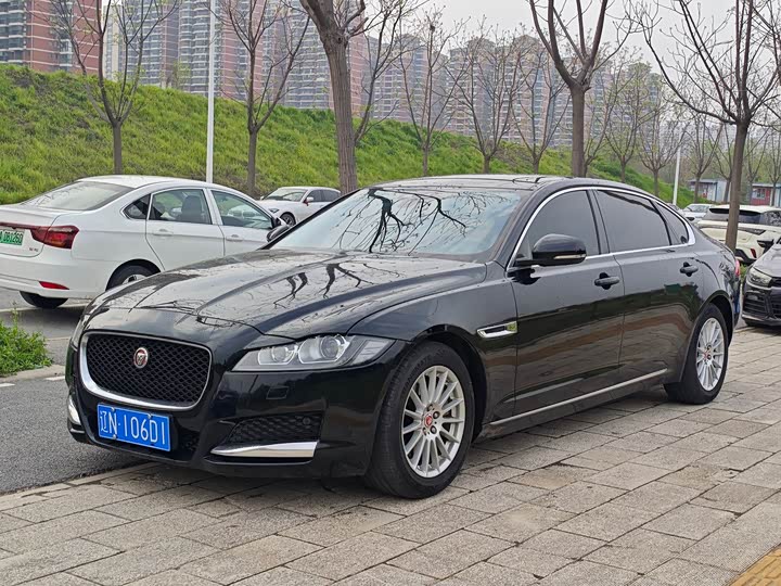 Jaguar XFL 2017 XFL 2.0 T 200 PS — фото 1