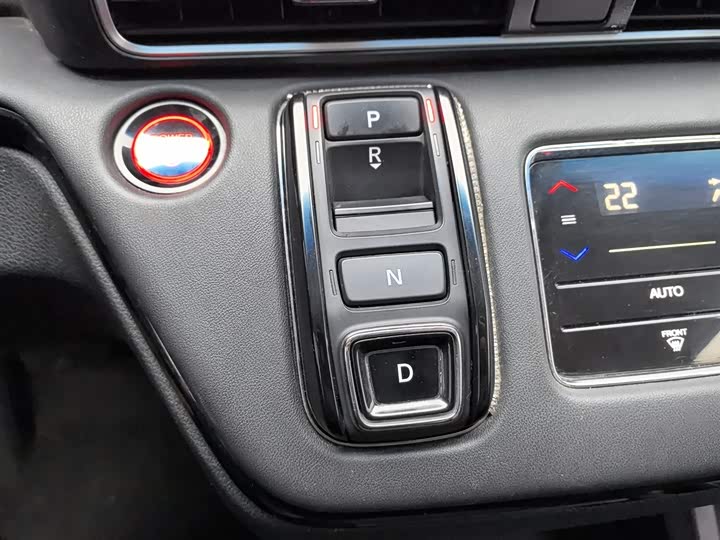 Honda Odyssey — фото 13