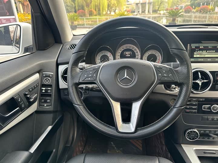 Mercedes-Benz GLK-Class 2014 GLK 260 4 MATIC — фото 9