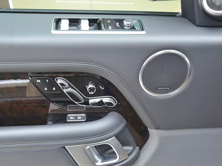 Land Rover Range Rover — фото 13