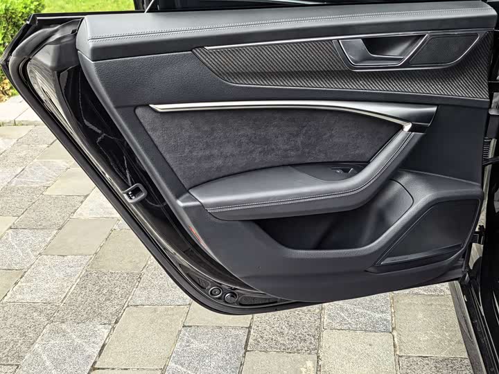 Audi A7 2024 55 TFSI quattro — фото 38
