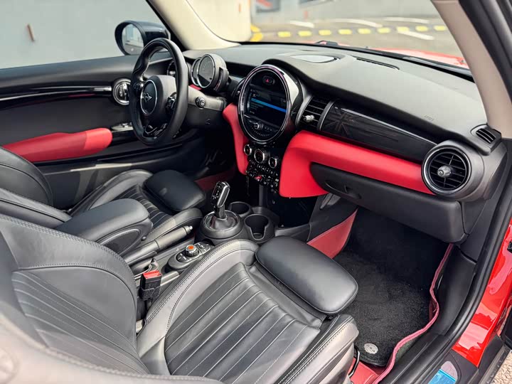 MINI Hatch — фото 11