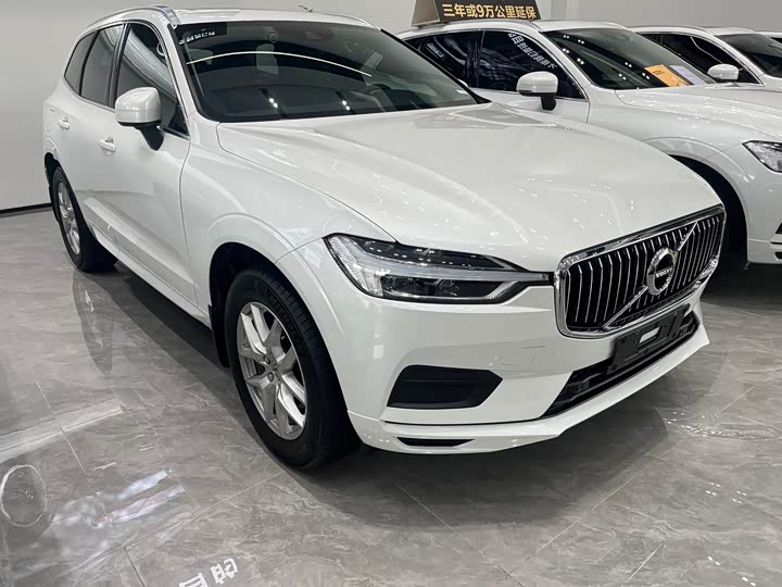 Volvo XC60 2019 T 5 4 WD VI — фото 3