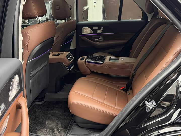 Mercedes-Benz GLE 2024 GLE 450 4 MATIC Luxury — фото 7