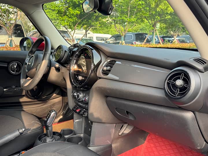 MINI Hatch — фото 13