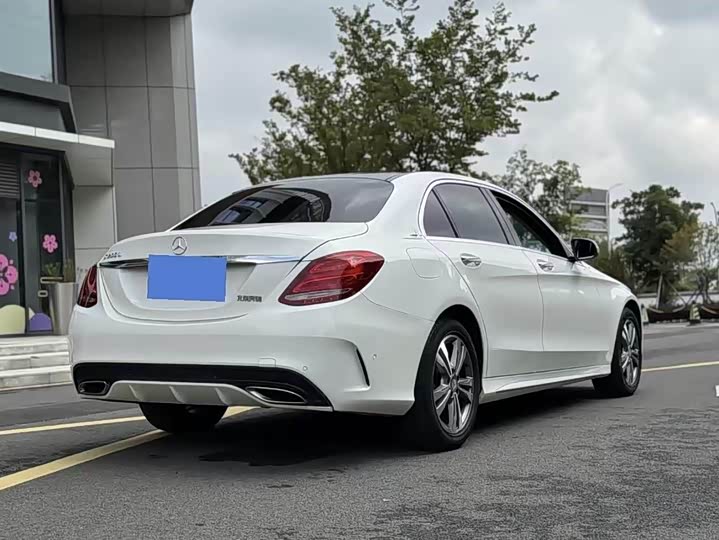 Mercedes-Benz C-Class 2016 C 200 L Sport — фото 17