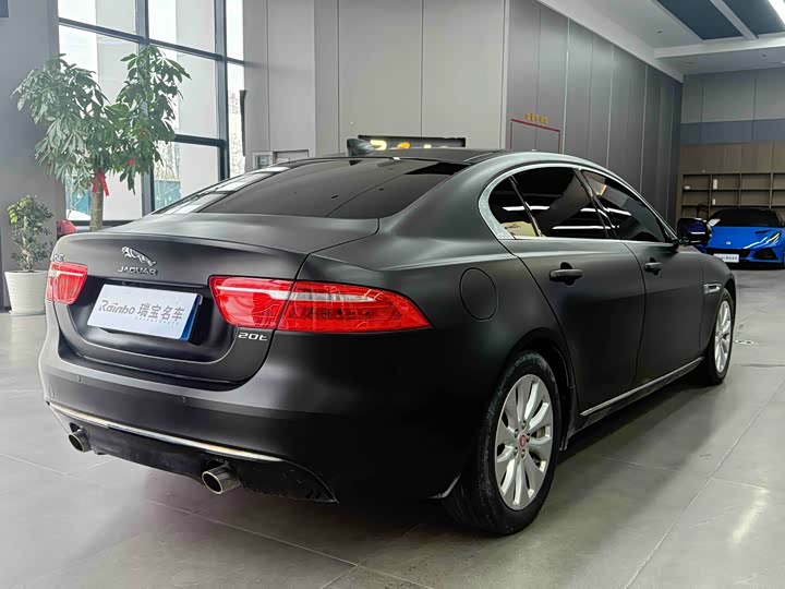 Jaguar XEL 2019 2.0 T 200 PS — фото 6