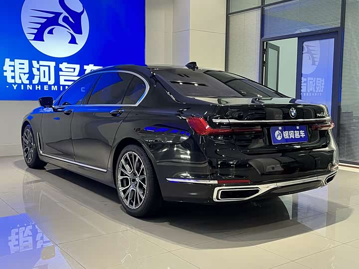 BMW 7 Series 730Li люкс-пакет — фото 13