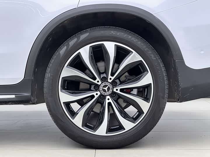 Mercedes-Benz GLC 2017 GLC 260 4 MATIC SUV — фото 15