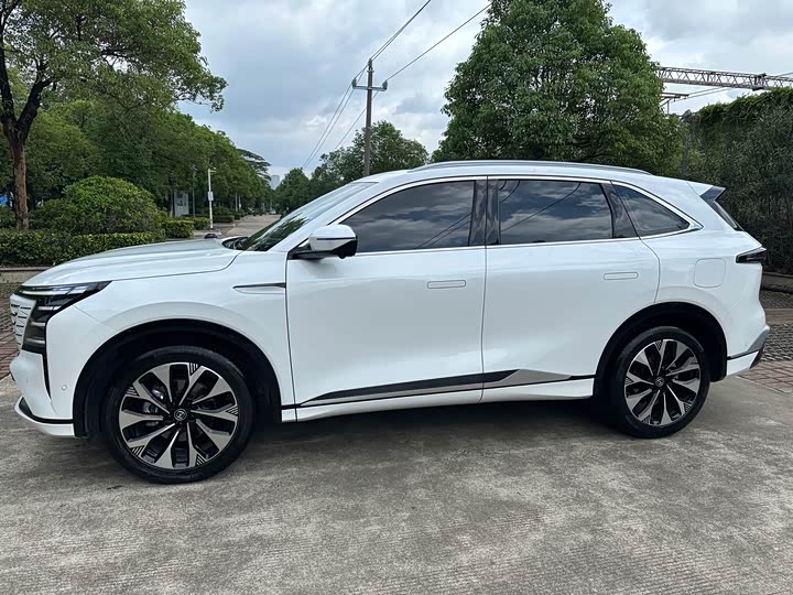 Changan CS75 PLUS 2025 UItra 2.0 T — фото 6