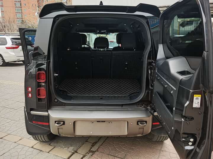 Land Rover Defender — фото 11