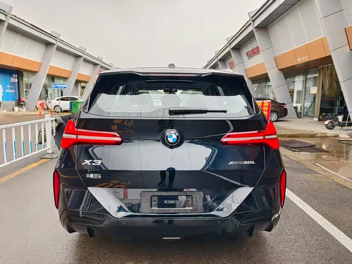 BMW X3 2026 x Drive 30 L Leading M — фото 5
