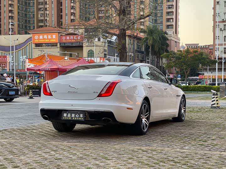 Jaguar XJ 2018 XJL 3.0 SC 2 WD — фото 6