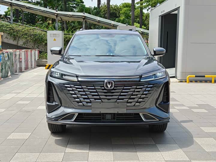Changan CS75 PLUS 2023 1.5 T ATLuxury — фото 4