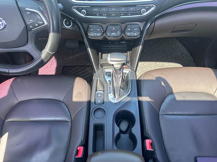 Trumpchi GS4 2016 235 T G-DCT — фото 15