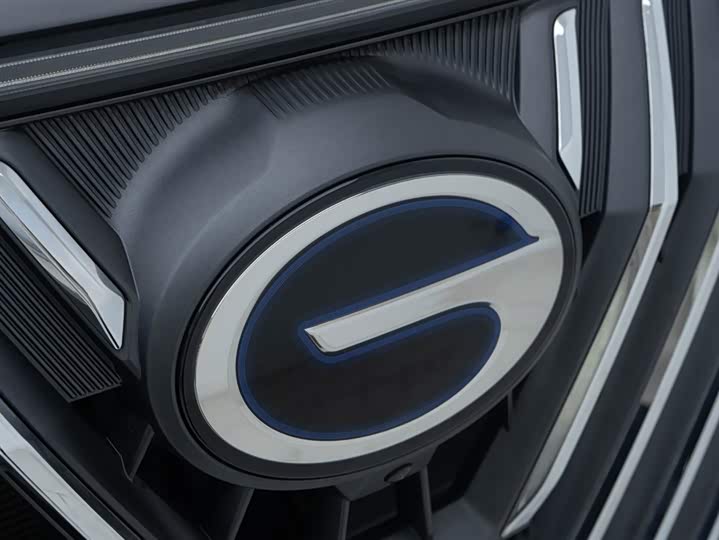Trumpchi M8 2024 Hybrid — фото 12
