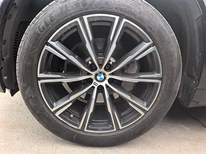 BMW X5 xDrive30i M спортпакет — фото 6