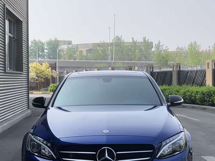 Mercedes-Benz C-Class 2018 C 200 — фото 2