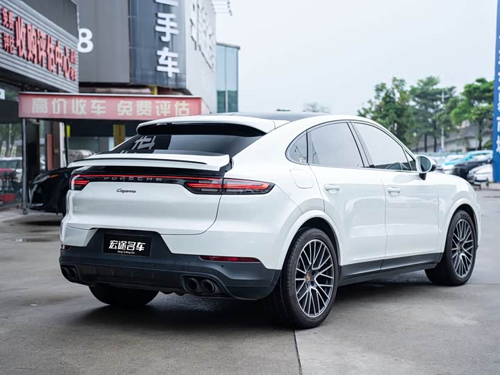 Porsche Cayenne 2019 Cayenne Coupé 3.0 T — фото 4