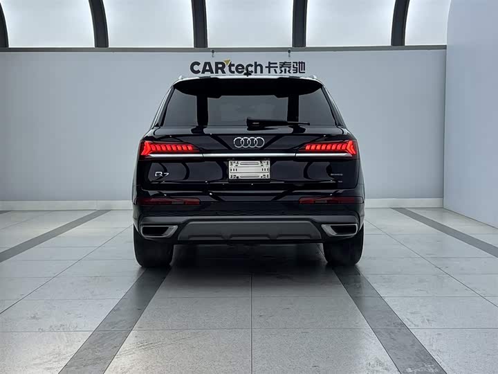 Audi Q7 2020 55 TFSI quattro — фото 3