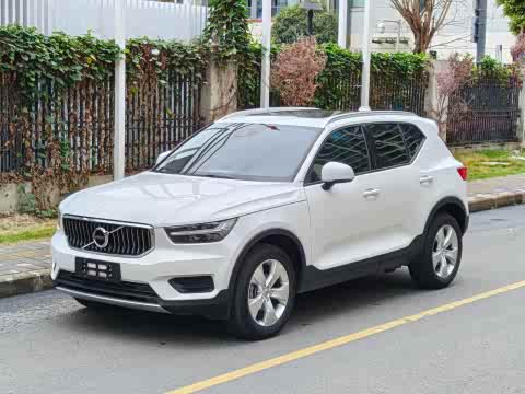 Volvo XC40 2021 T 3 — фото 17