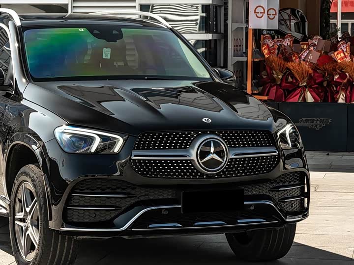 Mercedes-Benz GLE 2021 GLE 450 4 MATIC Luxury — фото 3