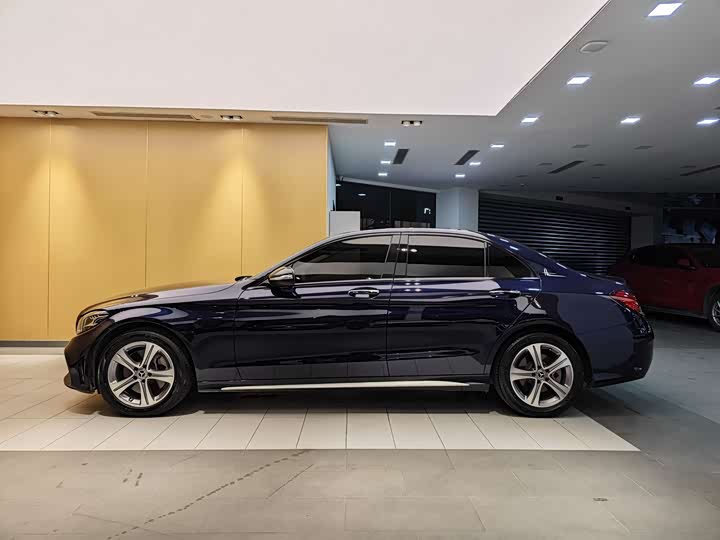 Mercedes-Benz C-Class 2020 C 260 L — фото 6