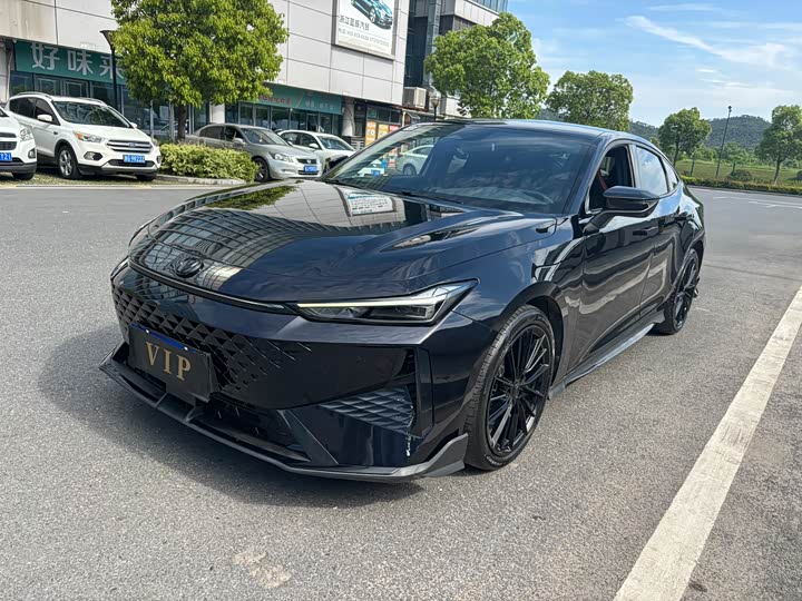 Changan UNI-V 2024 1.5 T Sport
