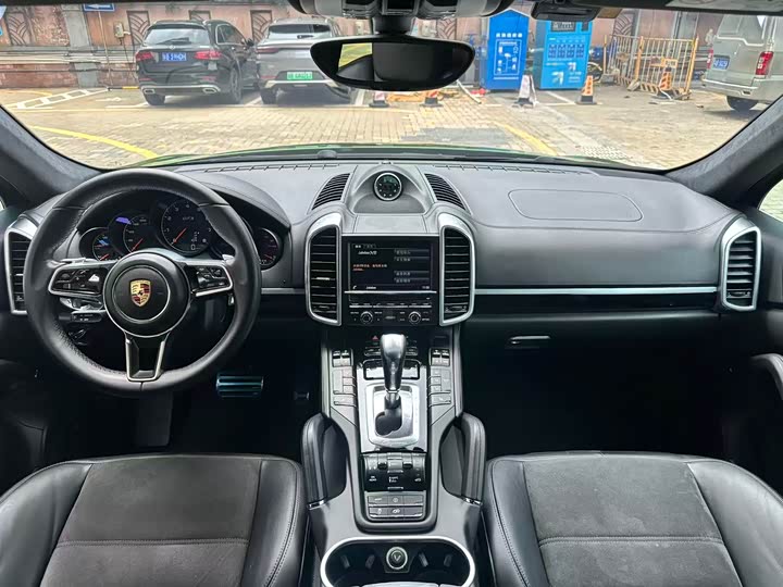Porsche Cayenne 2015 Cayenne GTS 3.6 T — фото 5