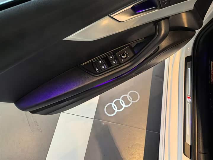 Audi A4L 2022 40 TFSI — фото 13