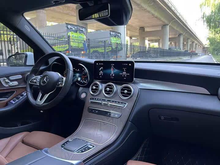 Mercedes-Benz GLC 2020 GLC 300 L 4 MATIC — фото 14