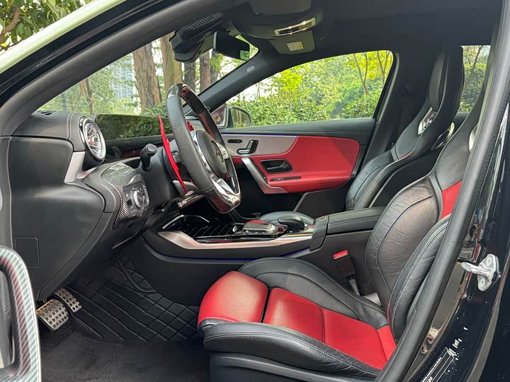 Mercedes-Benz A-Class 2020 AMG A 45 4 MATIC+ — фото 11