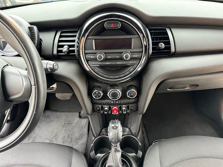 MINI Hatch — фото 14