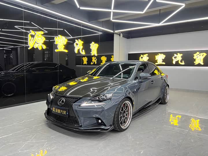 Lexus IS 2015 200t F SPORT