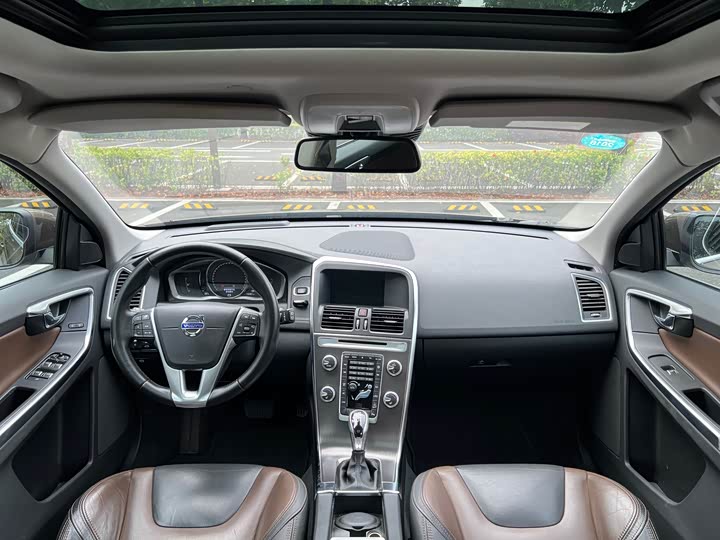 Volvo XC60 2016 T 5 AWD — фото 3