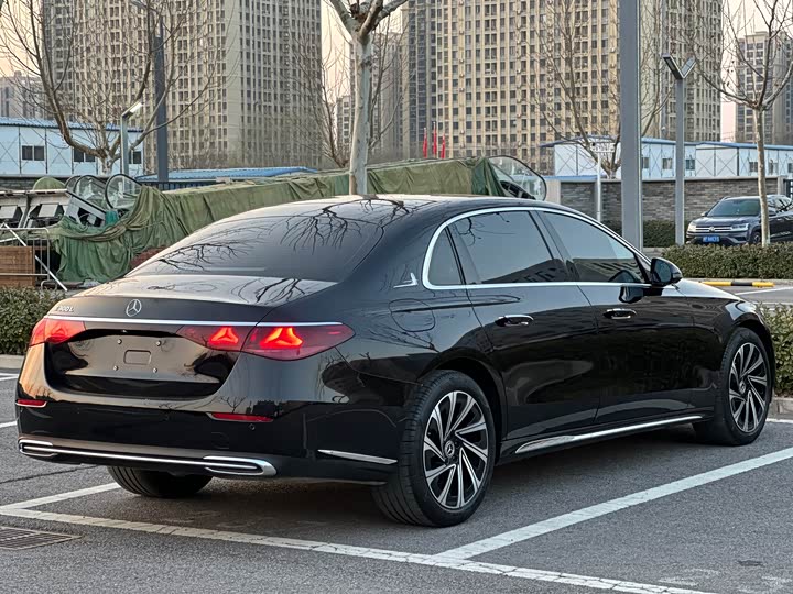 Mercedes-Benz E-Class 2025 E 300 L Luxury — фото 5