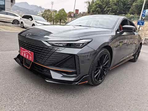 Changan UNI-V 2023 1.5 T — фото 15