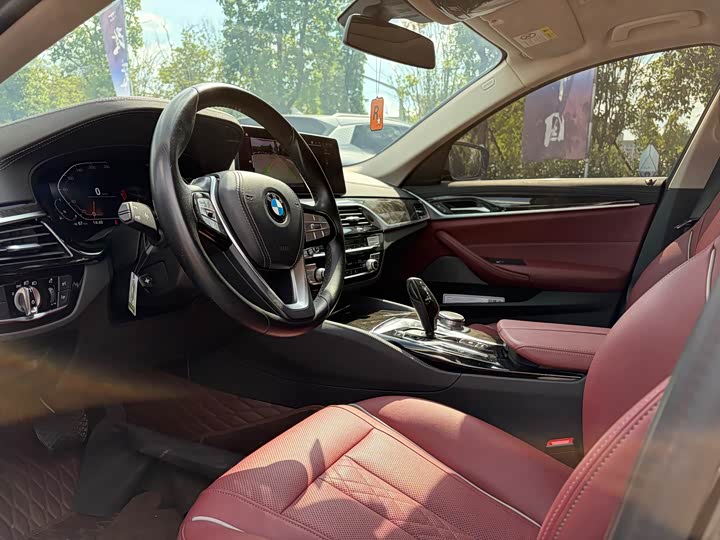 BMW 5 Series 525Li люкс-пакет — фото 4