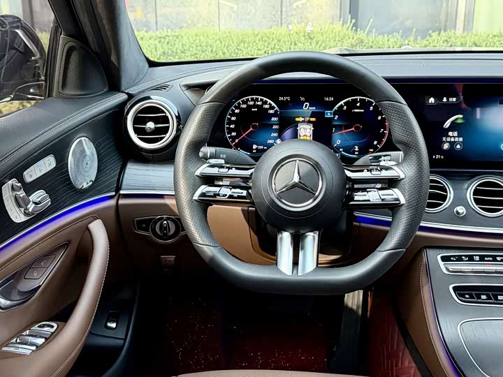 Mercedes-Benz E-Class 2021 E 300 L Premium — фото 21