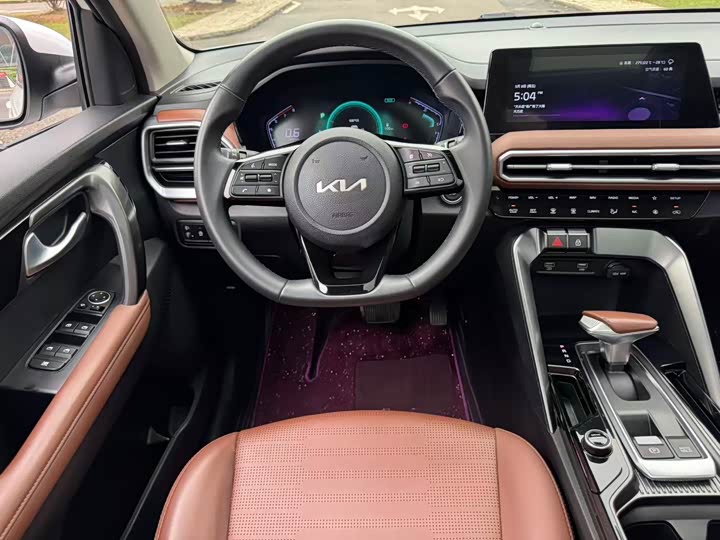 Kia Sportage — фото 11
