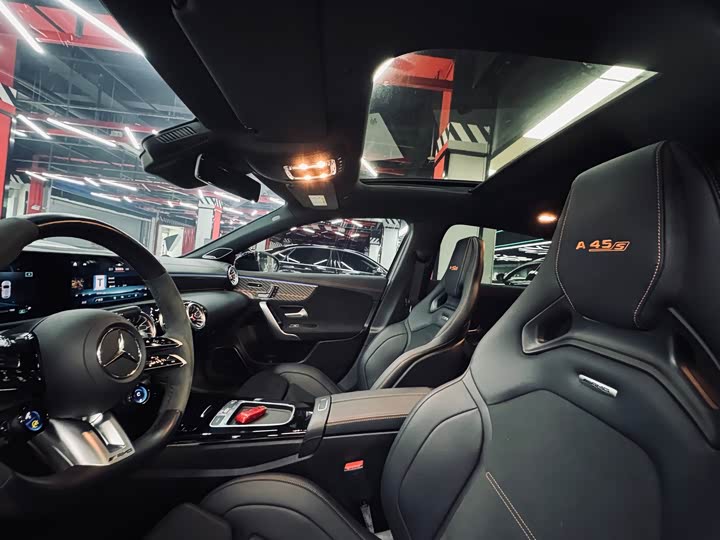 Mercedes-Benz A-Class 2024 AMG A 45 S 4 MATIC+ — фото 39