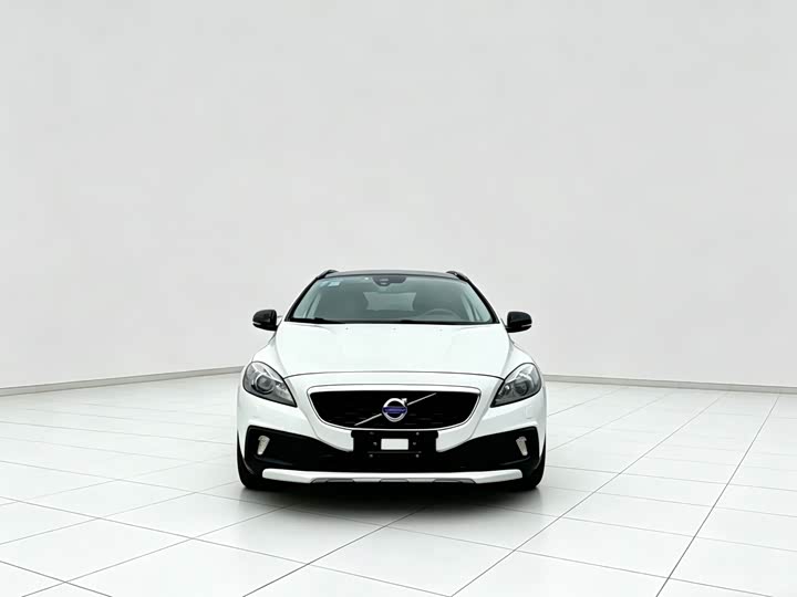 Volvo V40 2015 Cross Country T 5 AWD — фото 2