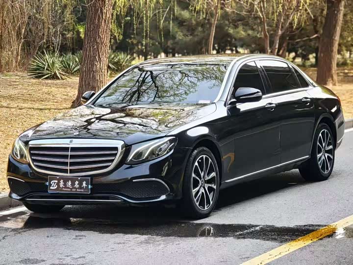 Mercedes-Benz E-Class 2019 E 200 L — фото 1