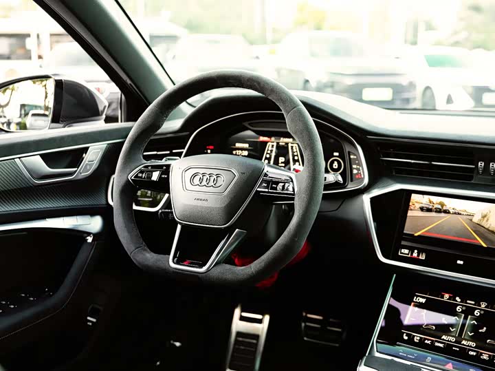 Audi RS 6 2025 RS 6 Avant GT — фото 10