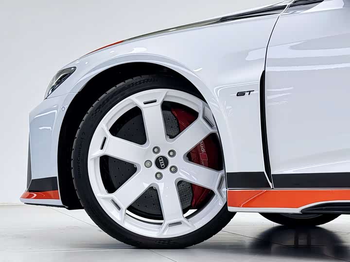 Audi RS 6 2025 RS 6 Avant GT — фото 29
