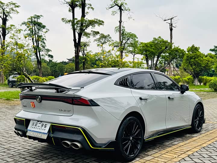Changan UNI-V 2023 1.5 T — фото 26