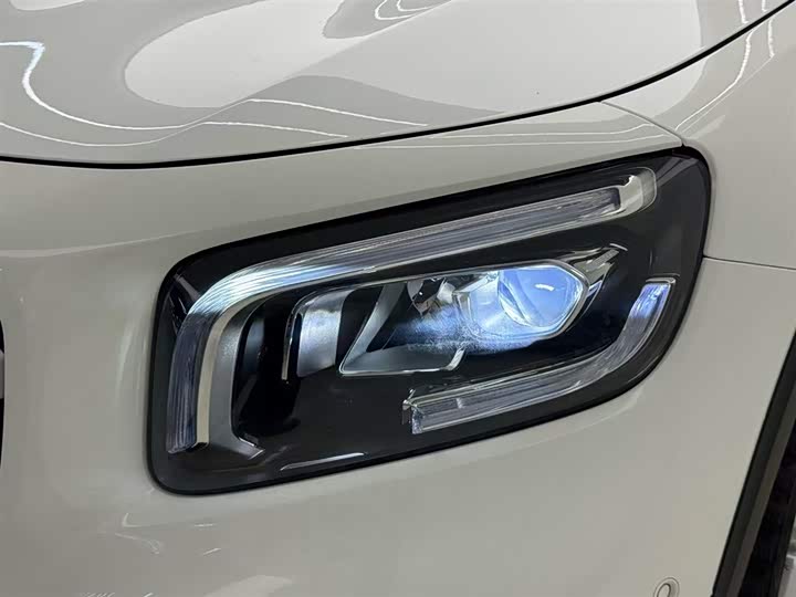 Mercedes-Benz GLB 2020 GLB 200 — фото 13