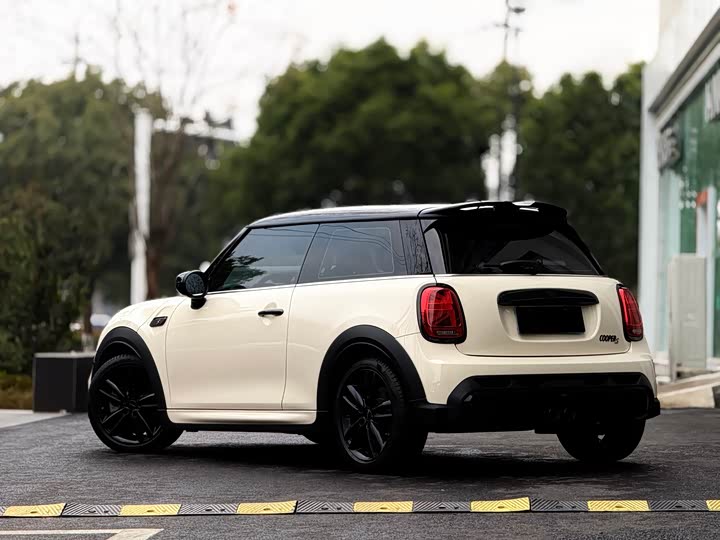 MINI Hatch — фото 17