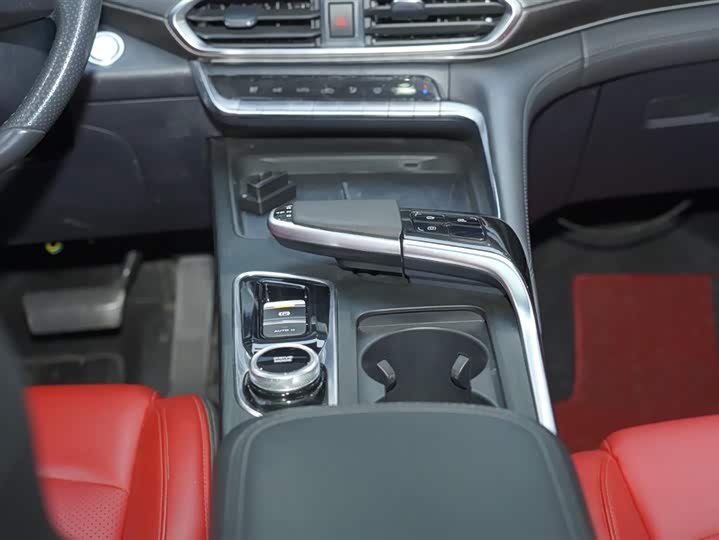 Changan UNI-T 2020 1.5 T Premium — фото 11