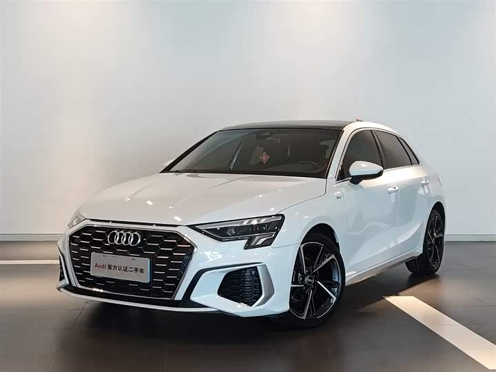 Audi A3 2024 Sportback 35 TFSI Sport — фото 1